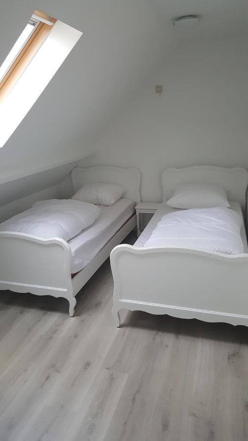 Vakantiehuisje Lora Villa มิดเดิลแกร์เกอ ภายนอก รูปภาพ